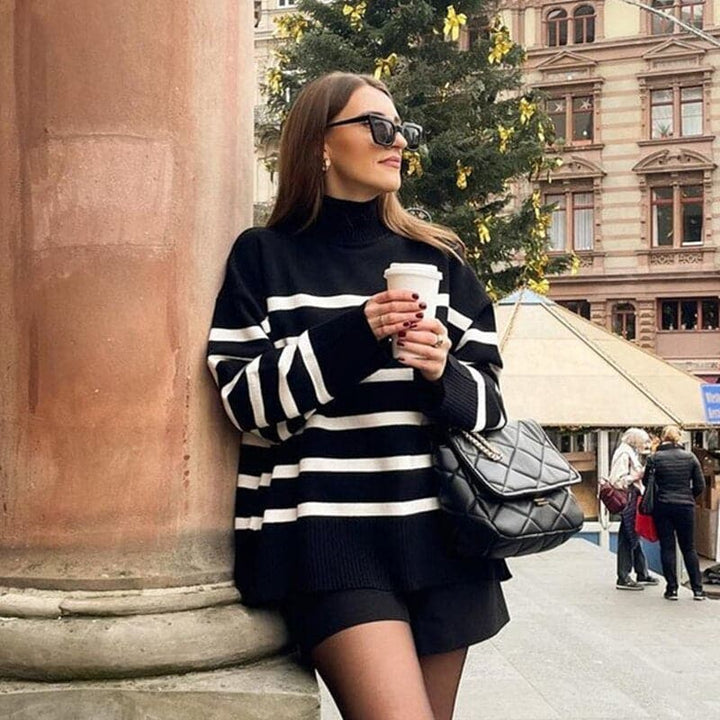 Drune | Strickpullover - Oversized Fit - Hoher Kragen - Weiche gestrickte Streifen