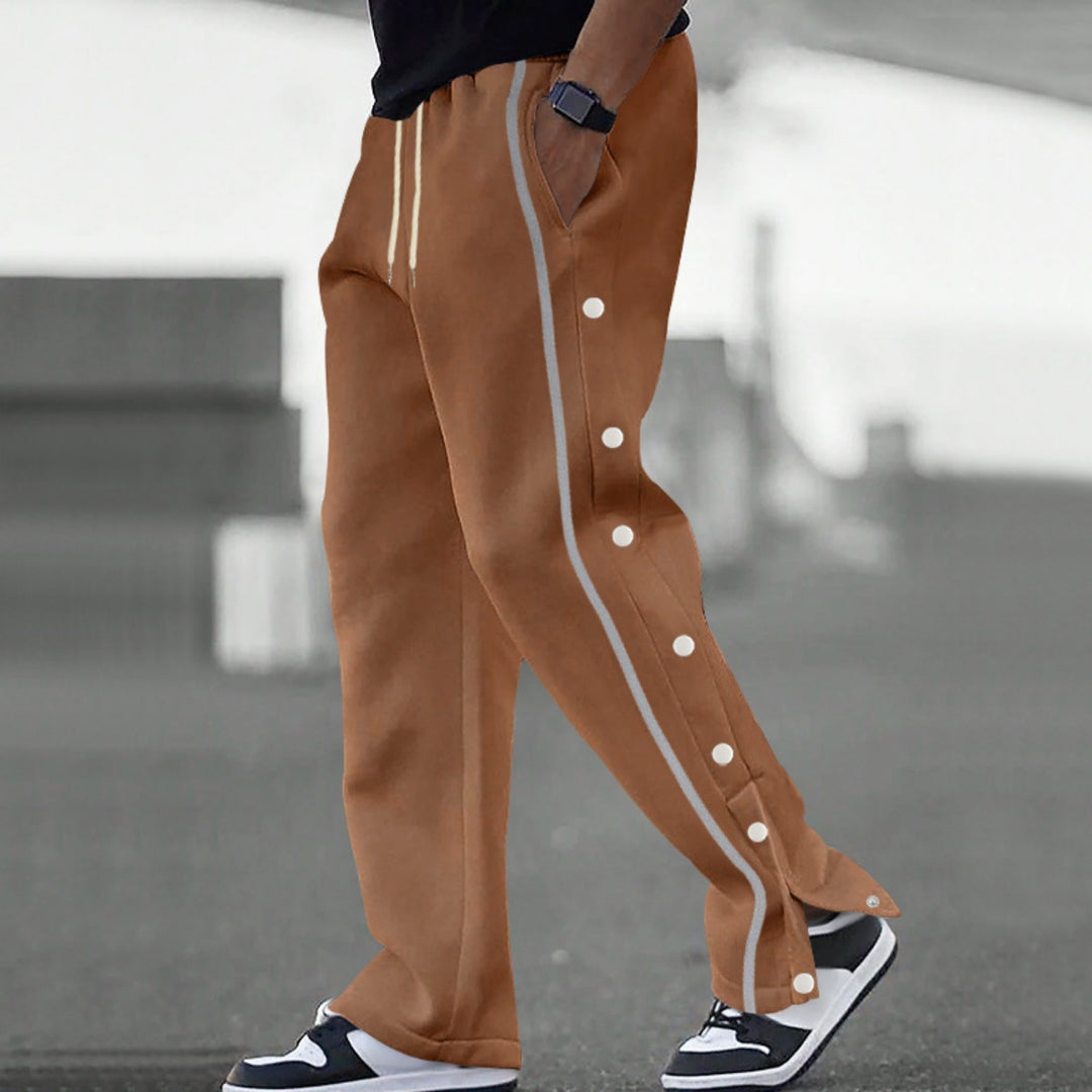 Drune | Gerade Sporthose mit Knöpfen