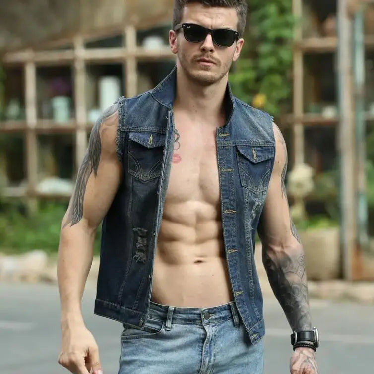 Drune | Zerrissene Denim-Weste