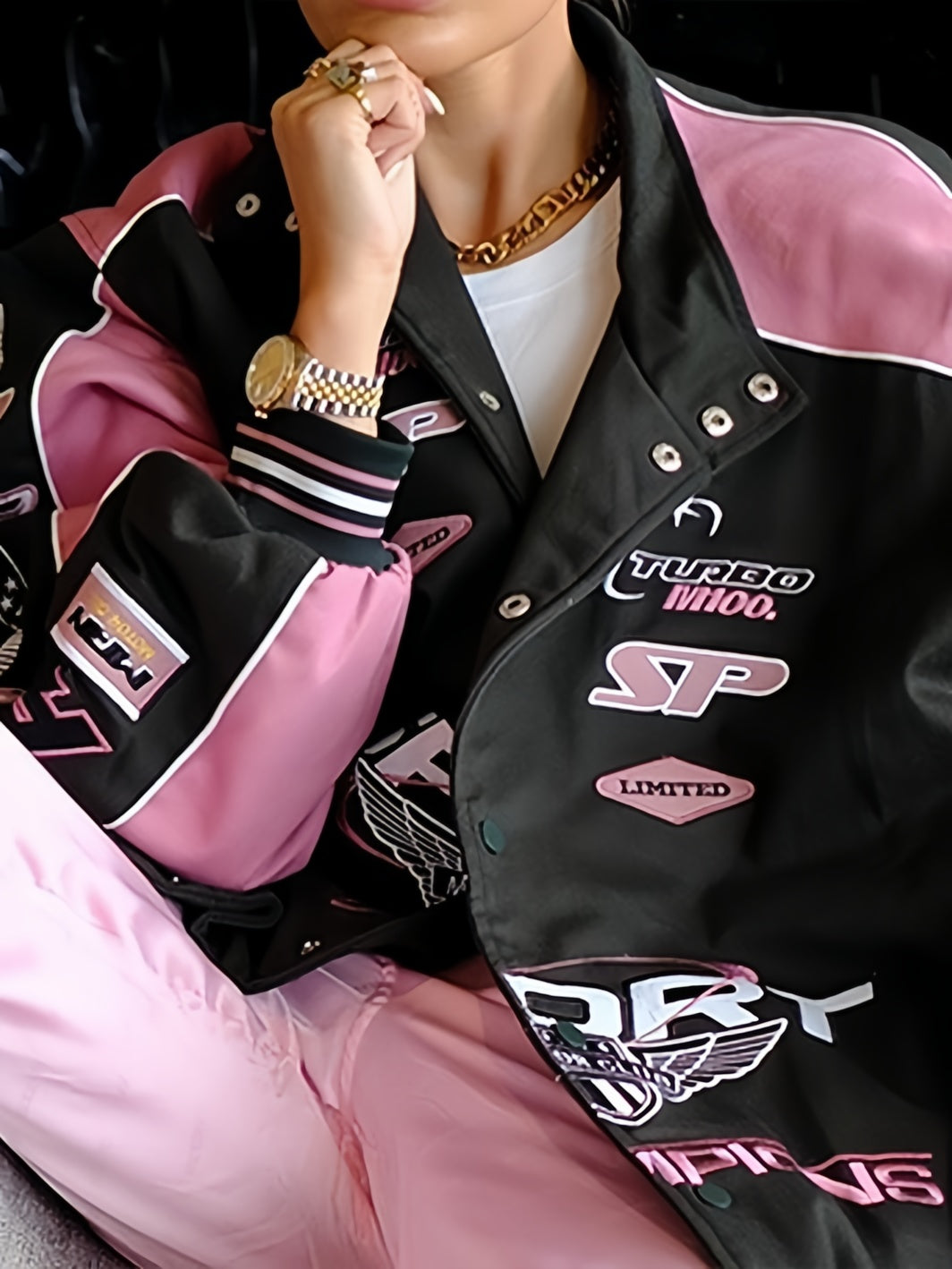 Drune | Black Pink Raglan Moto Jacke Mit Gedrucktem Slogan