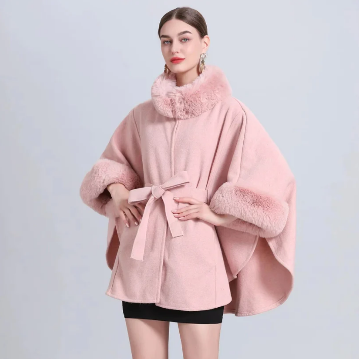 Drune | Winter Cape Mantel