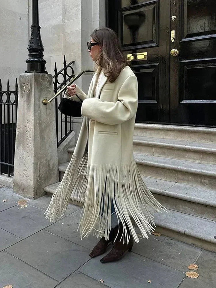 Drune | Eleganter und warmer Damenwollmantel mit Quastenfransen