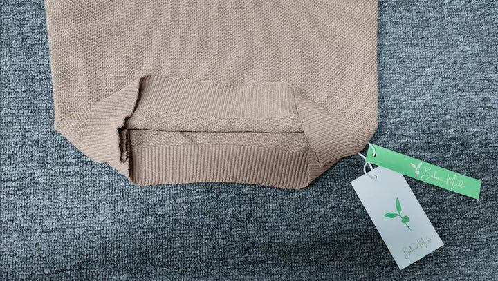 Drune | Goldfarbener einfarbiger Pullover mit Rundhalsausschnitt