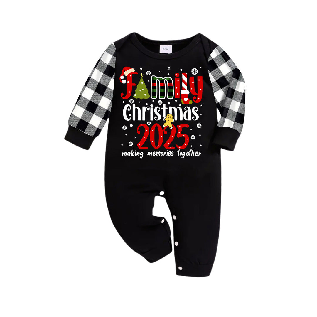Drune | Süße "Familienweihnachten 2025" Textdruck Schwarz-Weiß Karierte Familienpassende Pyjamas