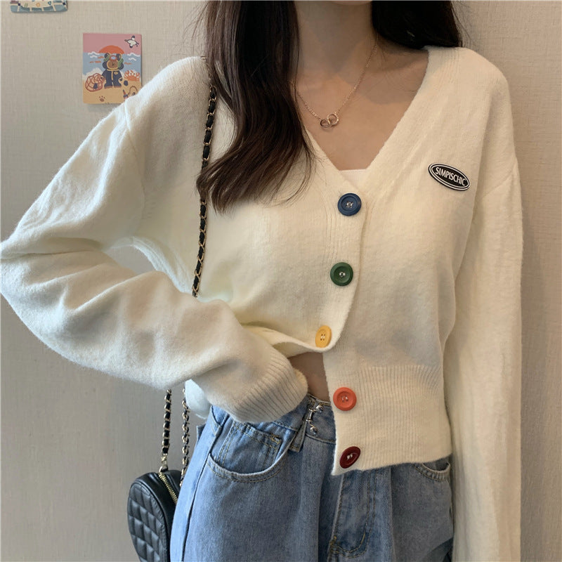 Damen Strickjacke mit bunten Knöpfen und V-Ausschnitt Drune