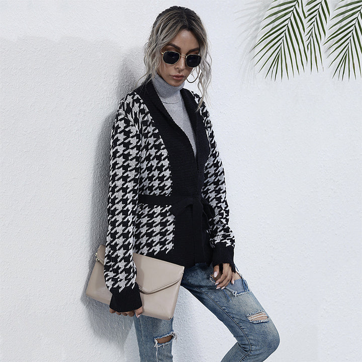 Damen Strickjacke mit modernem Karomuster und Taillengurt Drune