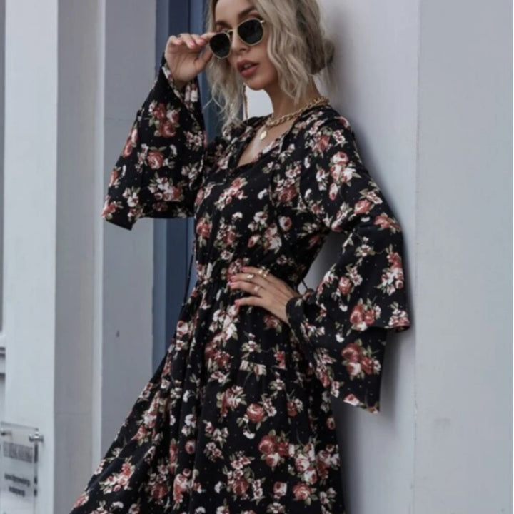 Damen Midikleid mit weit ausgestellten Ärmeln und floralen Mustern Drune