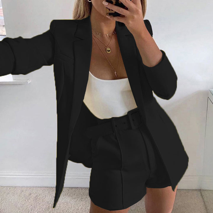 Damen nan tailliertes Longblazer-Shorts Set mit betonter Schulterpartie, hoher Taille und breitem Gürtel Drune