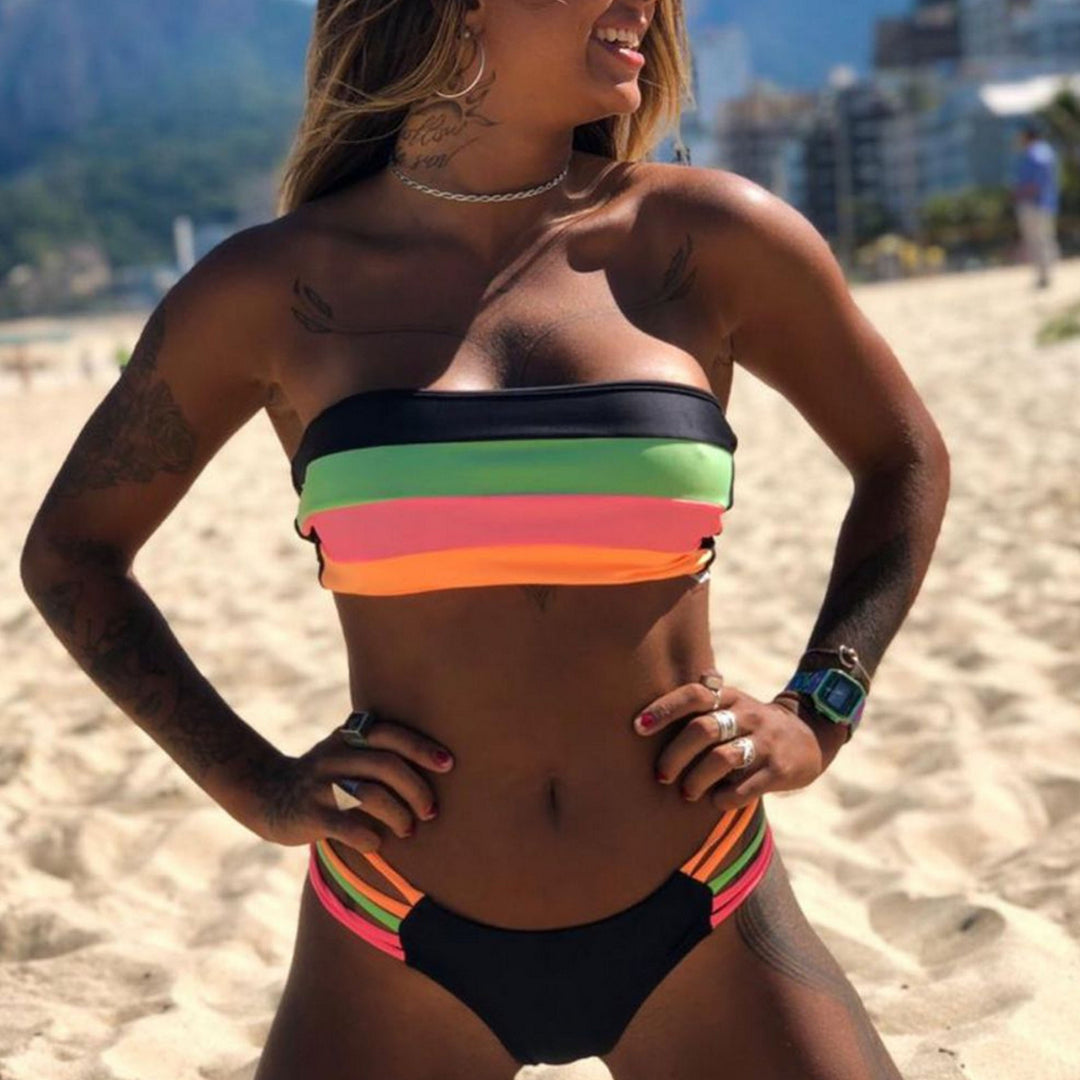Damen Bandeau-Bikini mit trendigen Streifen Drune