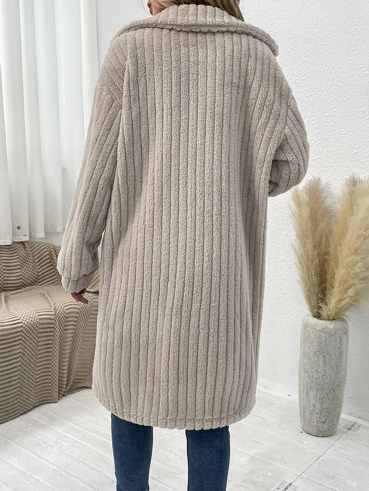 Drune | Corduroy Shacket - Übergröße - Layering-Essential - Lässiger Chic