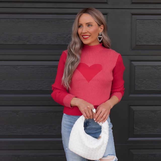 Drune | Gerippter Strickpullover mit Herz-Intarsien