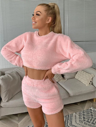 Damen Flauschiges Freizeit-Set mit cropped Oberteil Drune