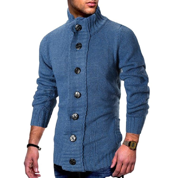 Herren Strickjacke mit hohem Kragen und dekorativen Knopfdetails Drune
