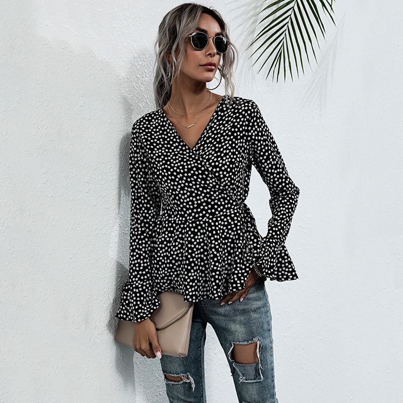 Damen Wickelbluse mit voluminösen Flügelärmeln und verspieltem Punktemuster Drune