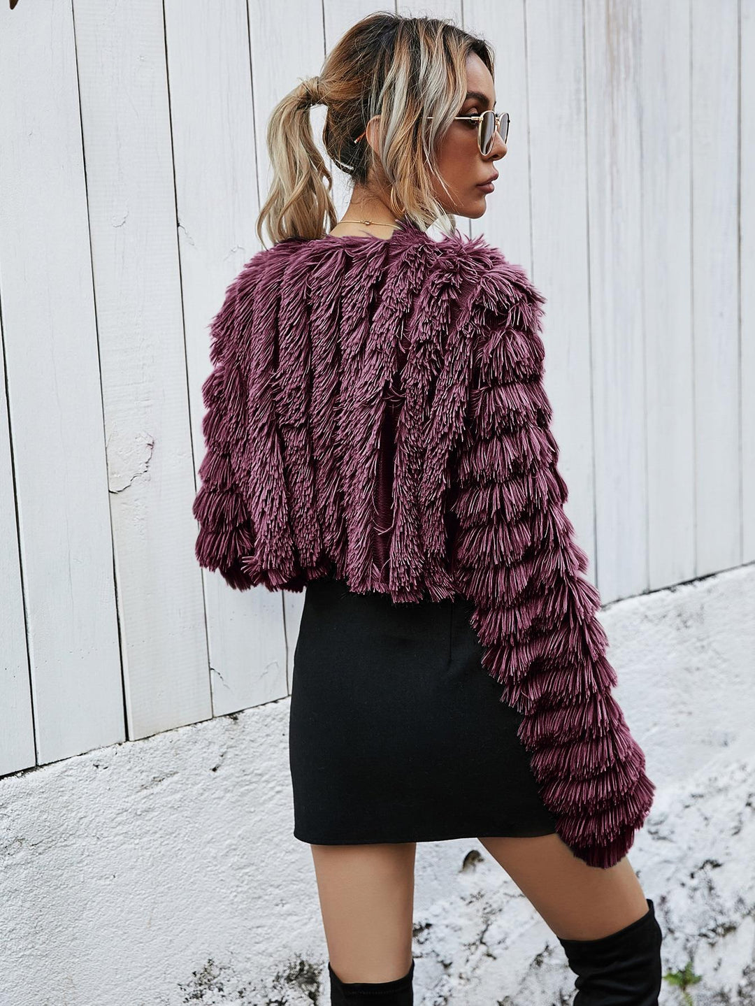Drune | Fell Cropped Jacke - Plüsch-texturiertes Design - Winter Glam - Abendmode
