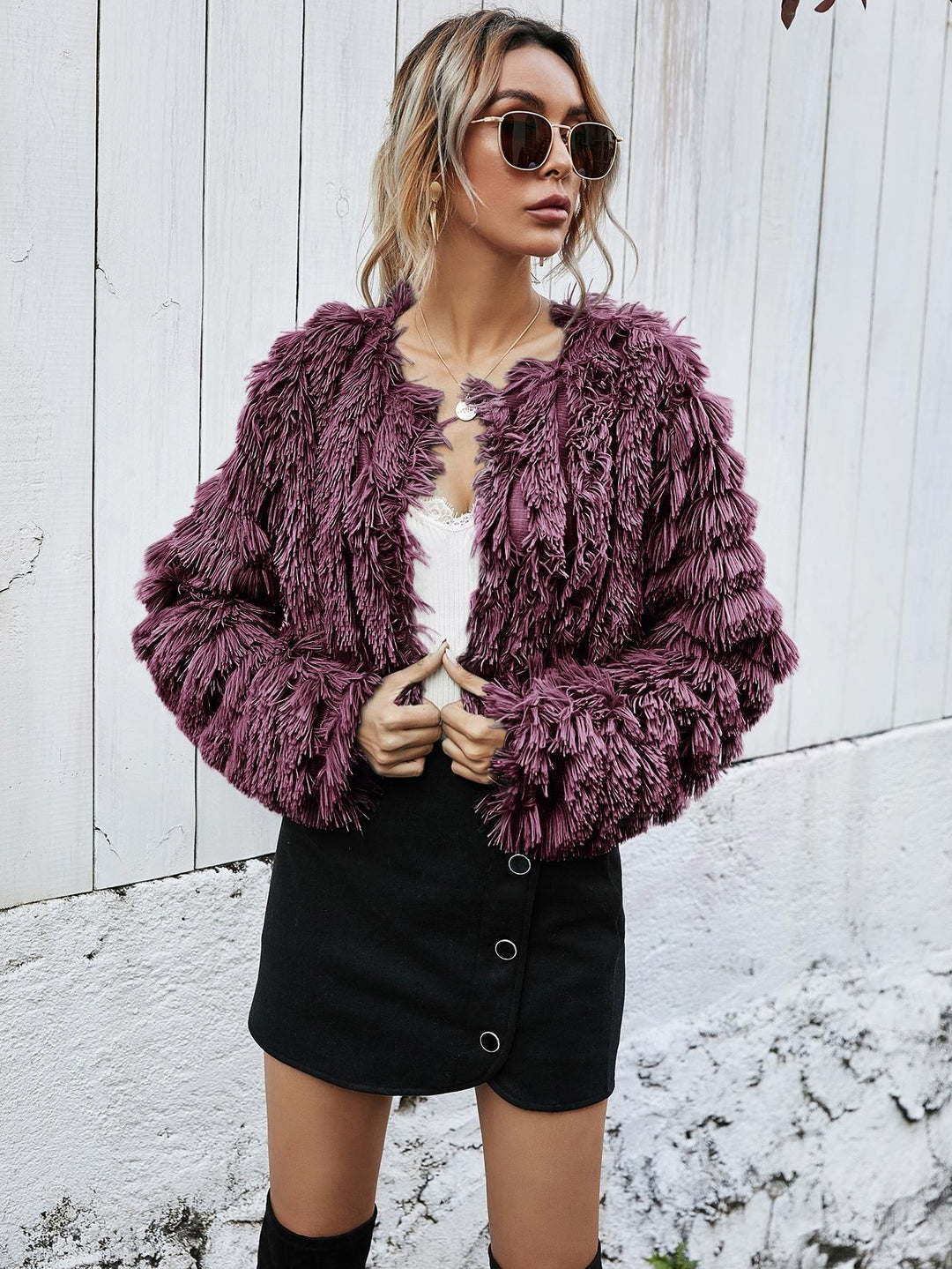 Drune | Fell Cropped Jacke - Plüsch-texturiertes Design - Winter Glam - Abendmode