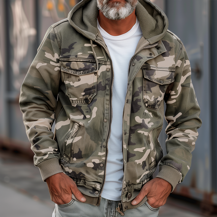 Drune | Tarnfarbene Cargo-Jacke mit Kapuze