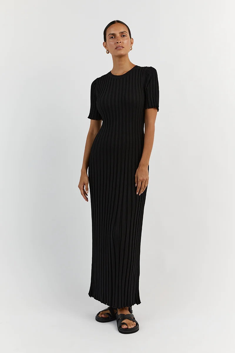 Drune-Strickkleid mit schmaler Taille und Streifenmuster
