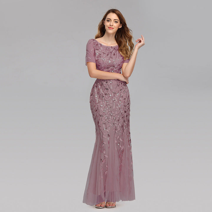 Drune | Elegantes Abendkleid in Gold