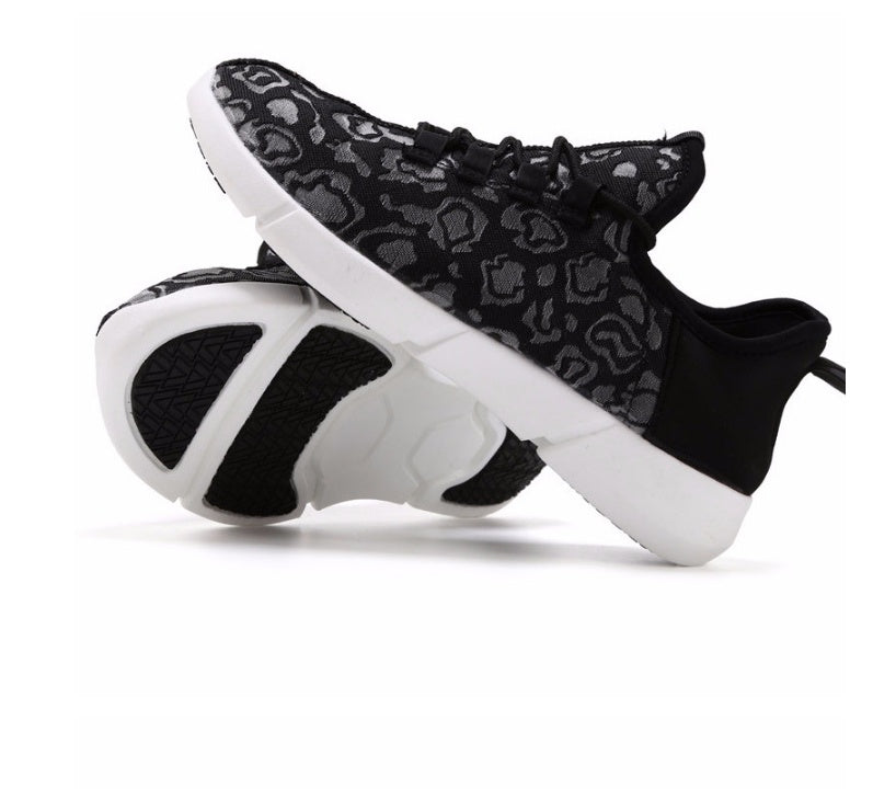 Drune | Leuchtende Sneaker Mit Usb Aufladung