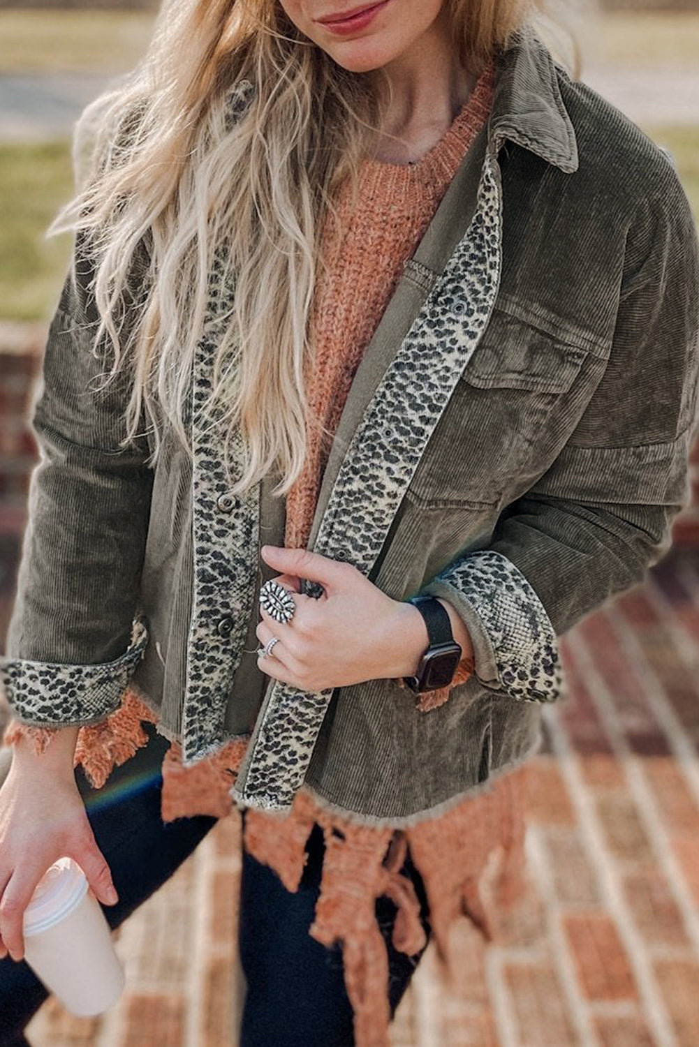 Drune | Samtjacke mit Tierdruck Details Stilvoll und Einzigartig Ideal Für Den Alltag