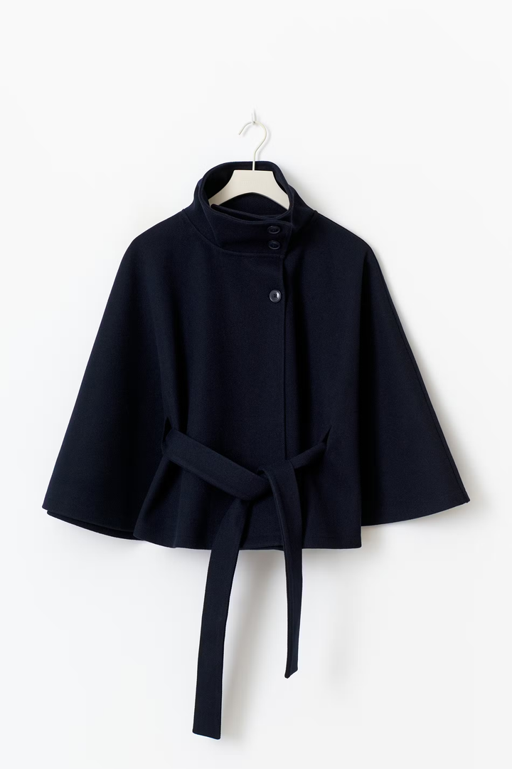 Drune | Elegante Damenjacke mit Gürtel