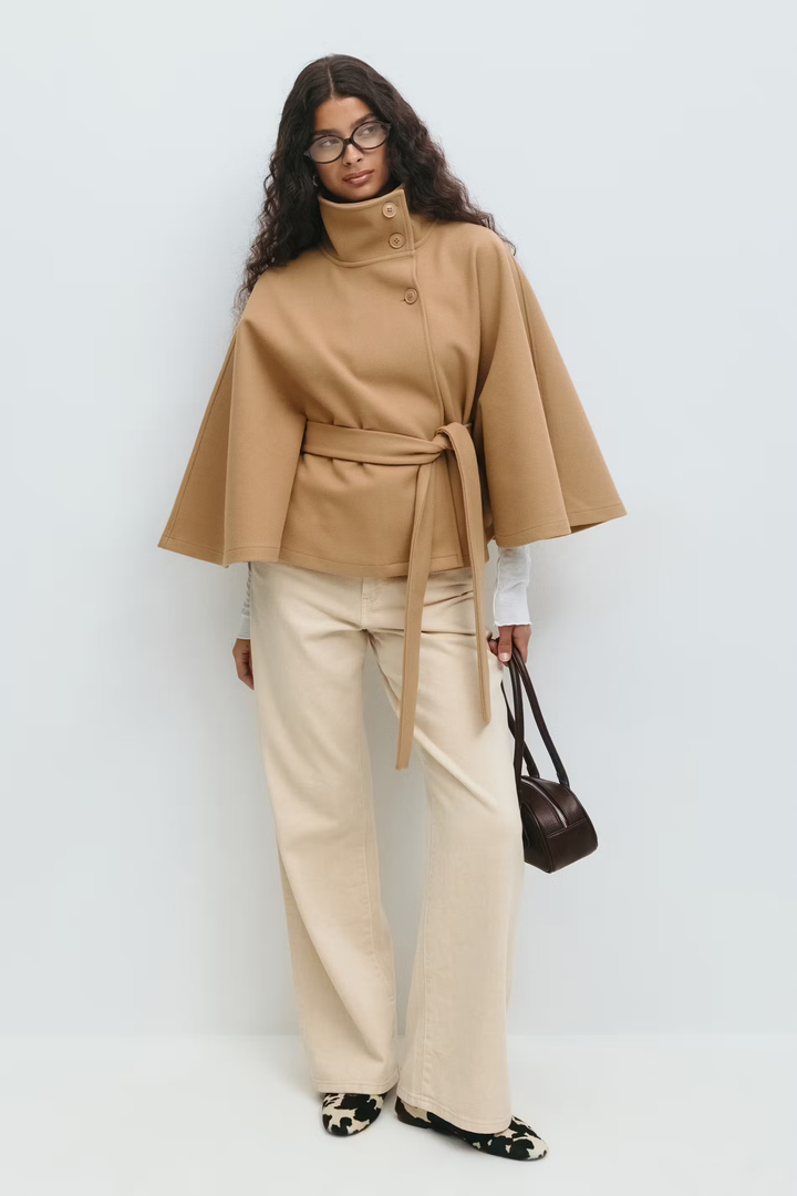 Drune | Elegante Damenjacke mit Gürtel
