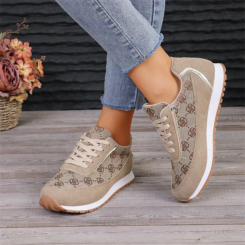 Drune | Bequeme Flache Schuhe mit Blumenduschen