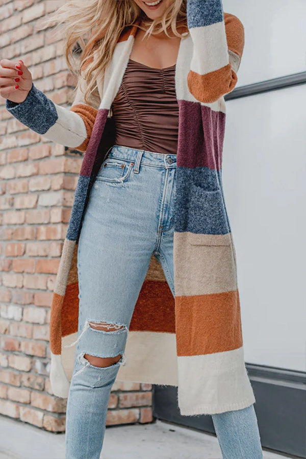 Drune | Gestrickte Strickjacke mit offener Vorderseite und Farbblock