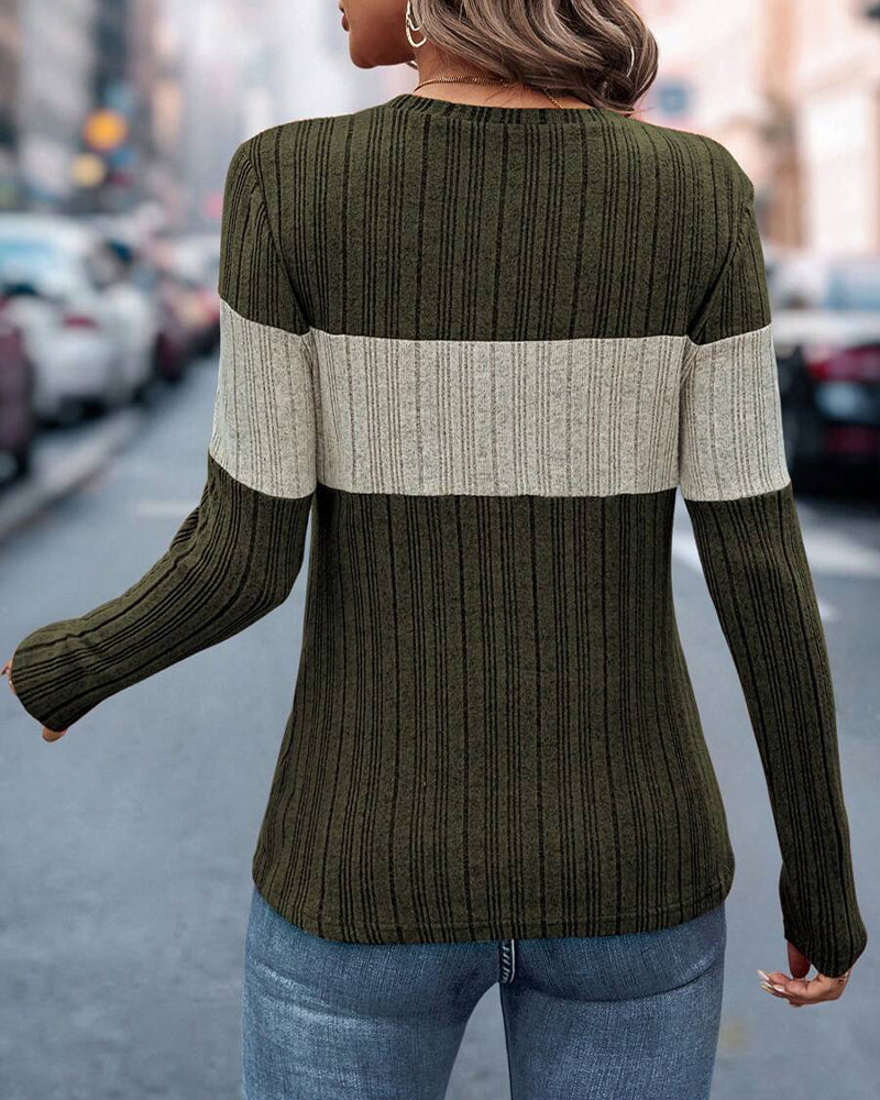 Drune | Top mit Rundhalsausschnitt und Farbblock Print