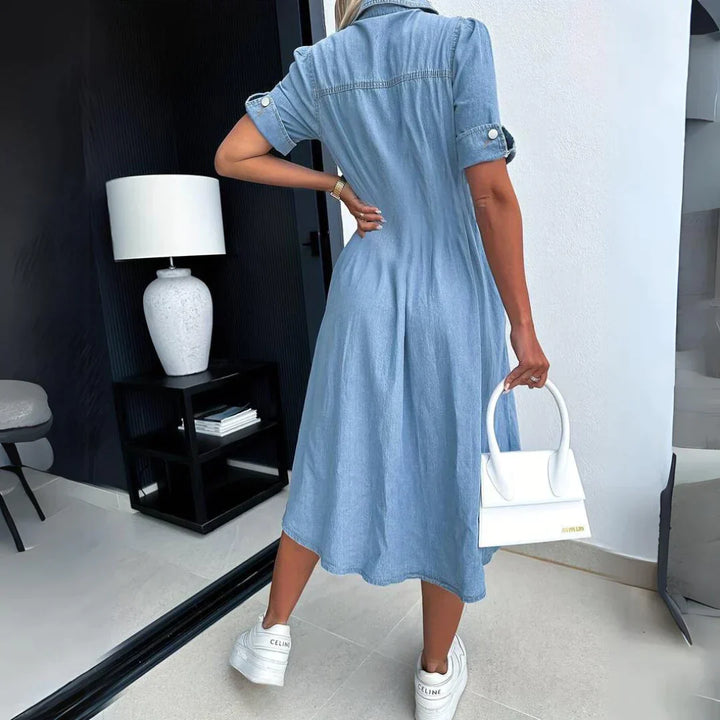 Trendige Denimkleid