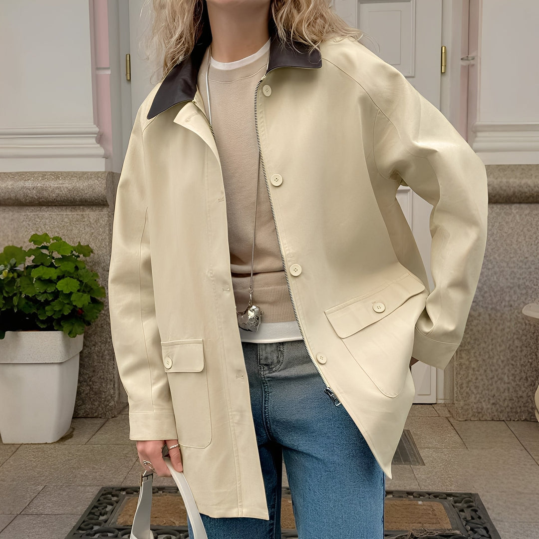 Drune | Trendige, locker sitzende Damenjacke mit Polokragen