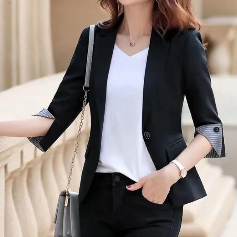 Drune | Eleganter Damenblazer mit Knopfdetails Ideal für Das Büro