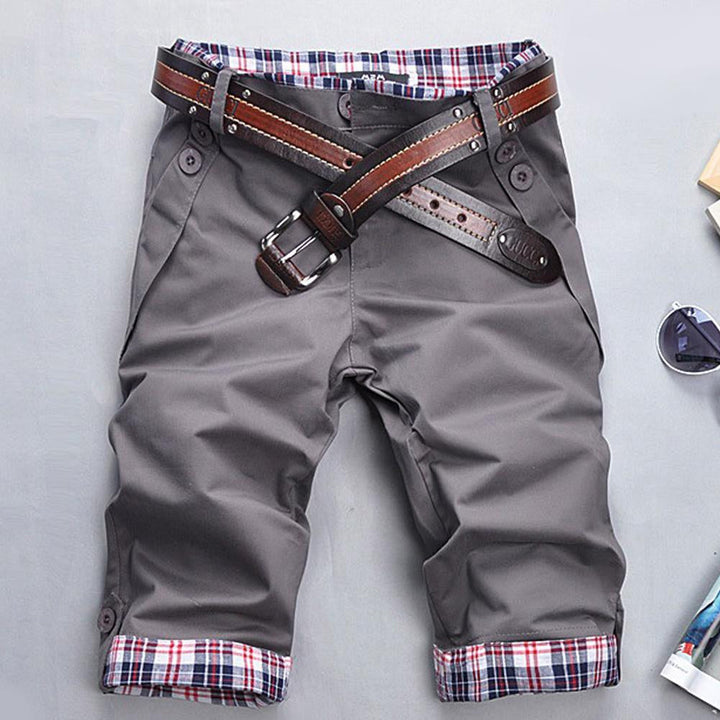 Drune – Hochwertige Shorts mit Gürtel und Karomuster