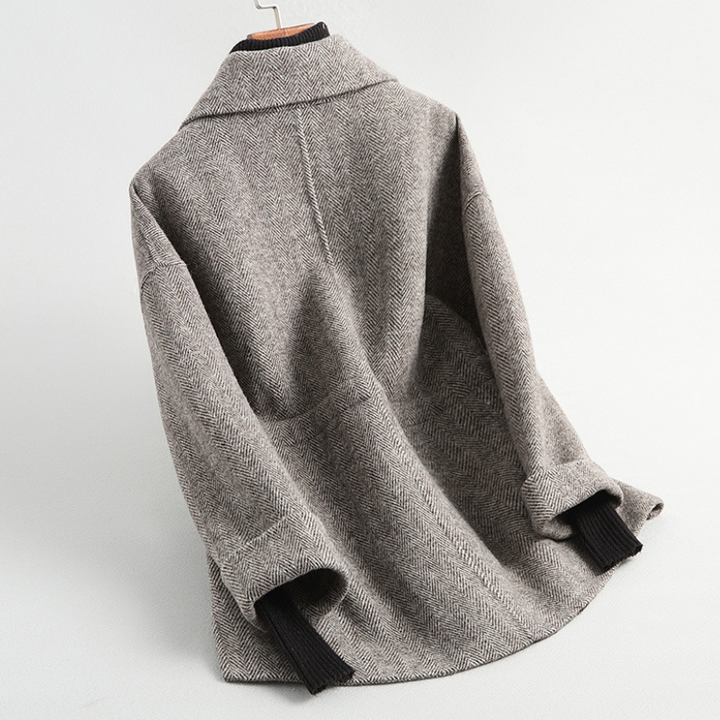 Drune | Grauer Strickcardigan zum Binden für einen eleganten Stil