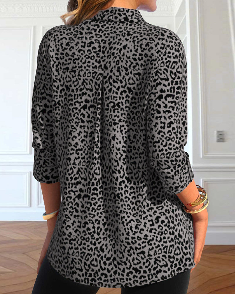 Drune | Leopardenmuster und Revers
