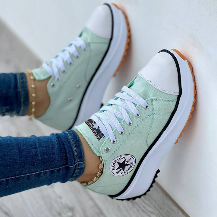 Drune | Orthopädische Schuhe, Schnürsenkel, dicke Sohle
