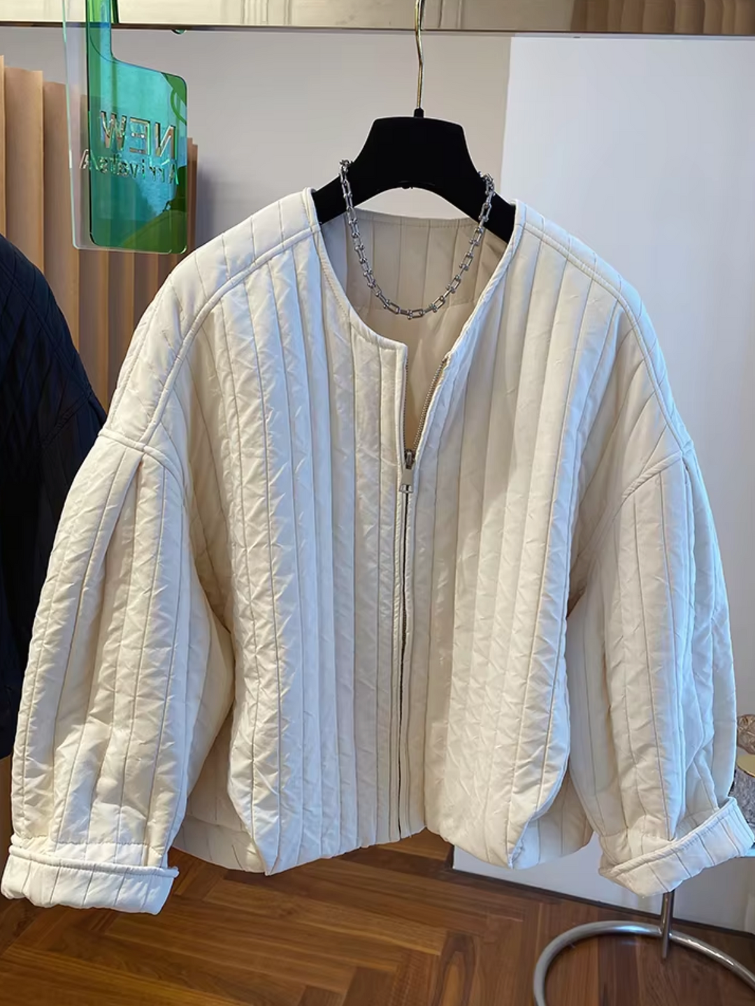 Drune | Mit Reißverschluss gesteppte Jacke