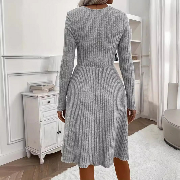 Drune | Winterkleid mit V-Ausschnitt