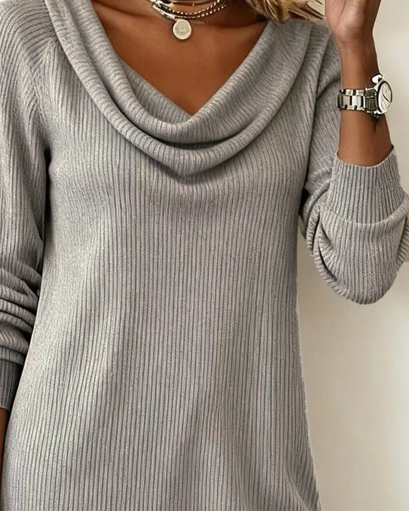 Drune | Geschnittenes Kleid mit Langen Ärmeln und Kuschelkragen