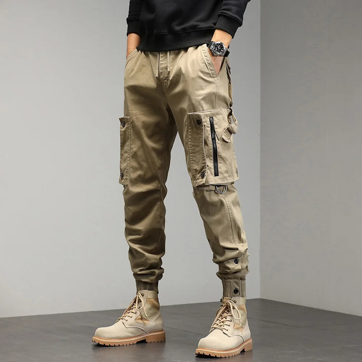 Drune | Herren Cargo Hose im praktischen Design