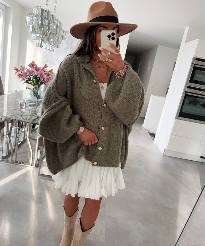 Drune | Cozy, oversized cardigan in soft khaki