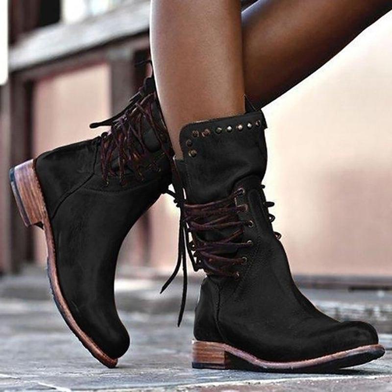 Drune | Stiefeletten Leder Schnürung Nieten Details Niedriger Absatz Runde Spitze