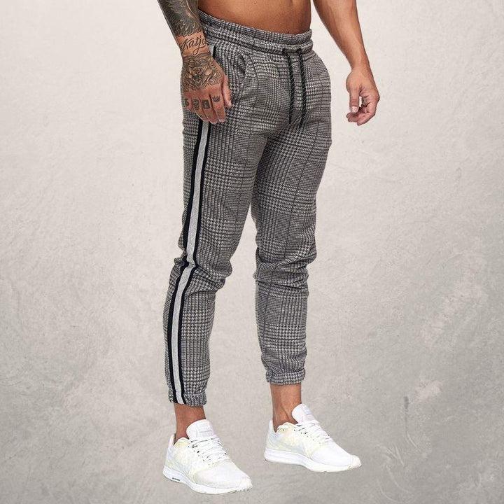Drune | Jogginghose Slim Fit Elastischer Bund Mit Kordelzug Strukturiertes Material Seitenstreifen