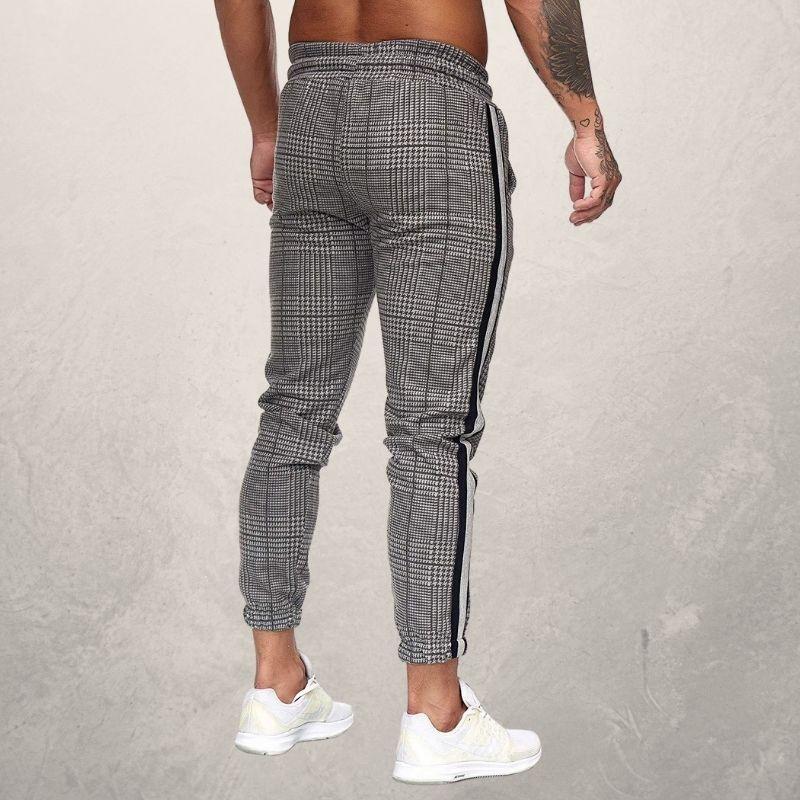 Drune | Jogginghose Slim Fit Elastischer Bund Mit Kordelzug Strukturiertes Material Seitenstreifen