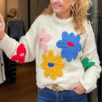 Drune | Elegant floral art sweater for a cozy seasonal style