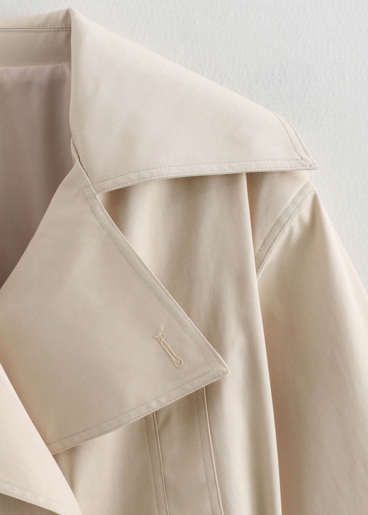 Drune | Gekürzter Gürteltrenchcoat mit Übergroßen Revers