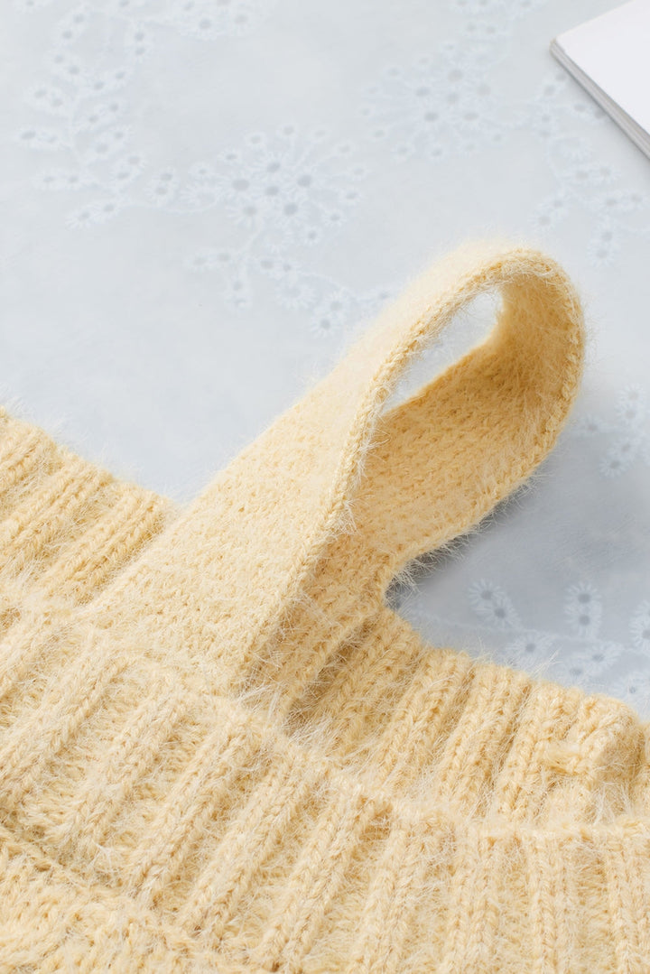 Drune | Aprikosenfarbener asymmetrischer Ausschnitt Pullover mit kalten Schultern und Wimpern