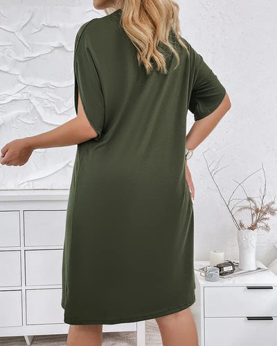 Drune  - Lässig schickes Minikleid mit V-Ausschnitt in Olivgrün | Vielseitiges V-Ausschnitt Minikleid für jeden Anlass