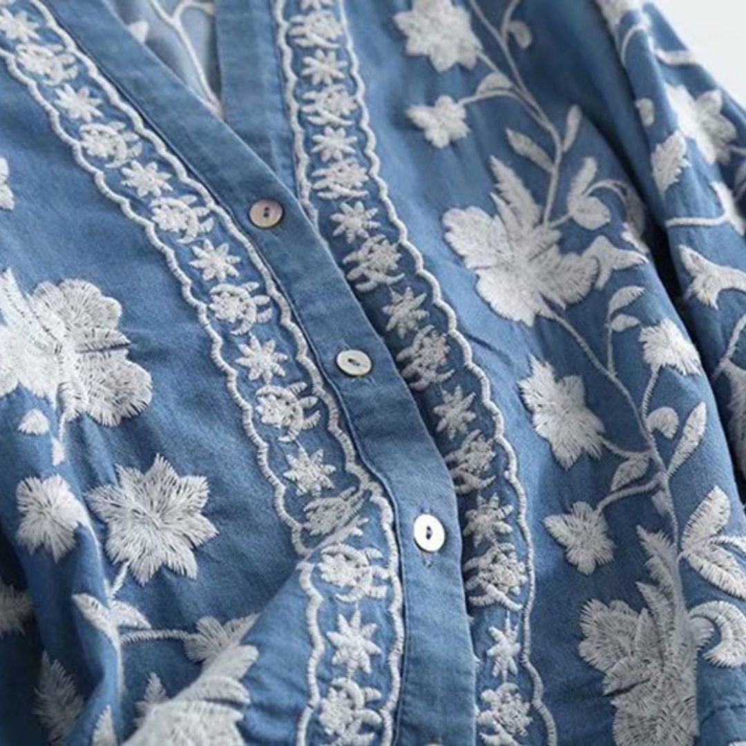 Drune | Bestickte Blumenbluse mit Knopfleiste